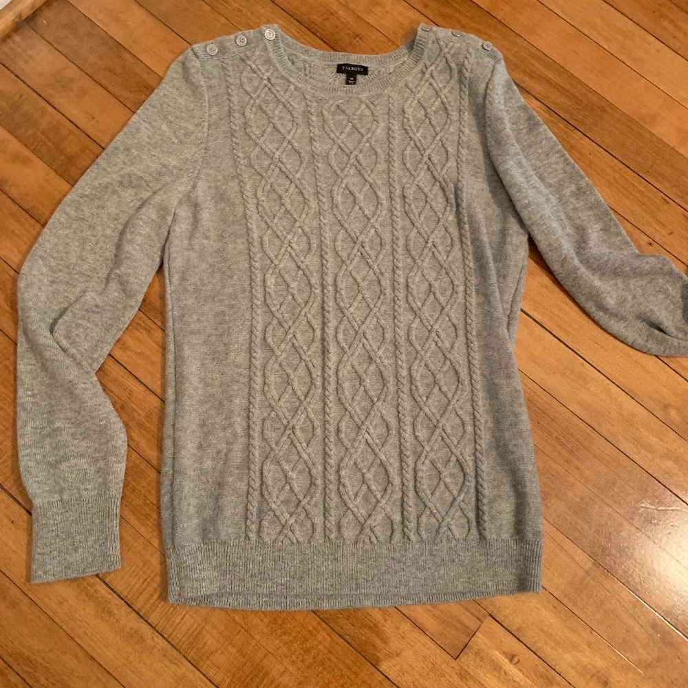 Talbots lamdswool and nylon‎ cabled sweater. Worn once